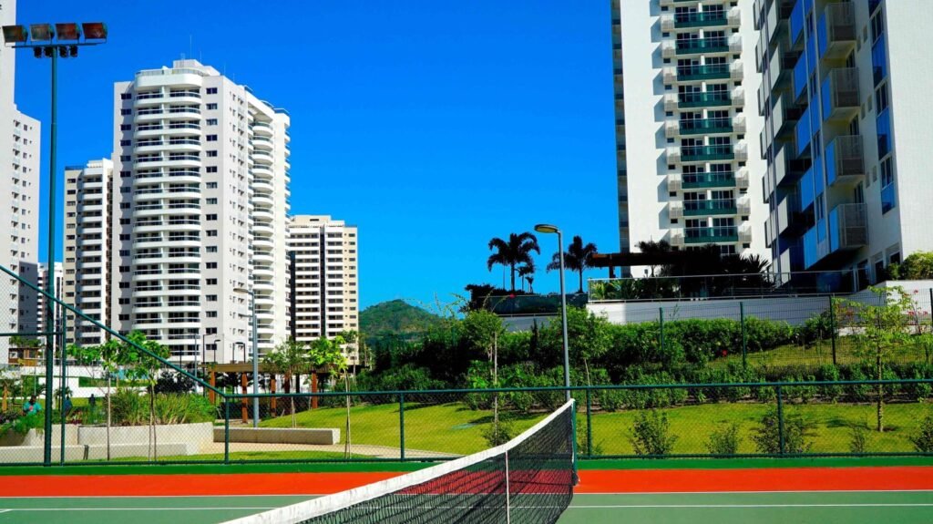 Quadra-de-tenis_baixa-scaled.jpg